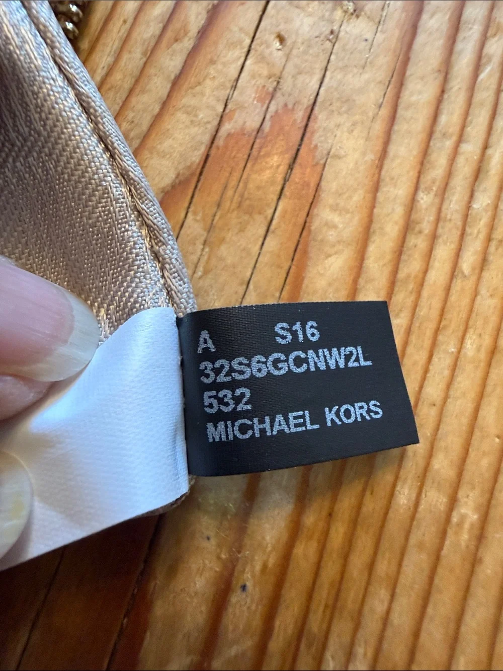 Michael Kors Jet Set Travel series  wristlet/clutch